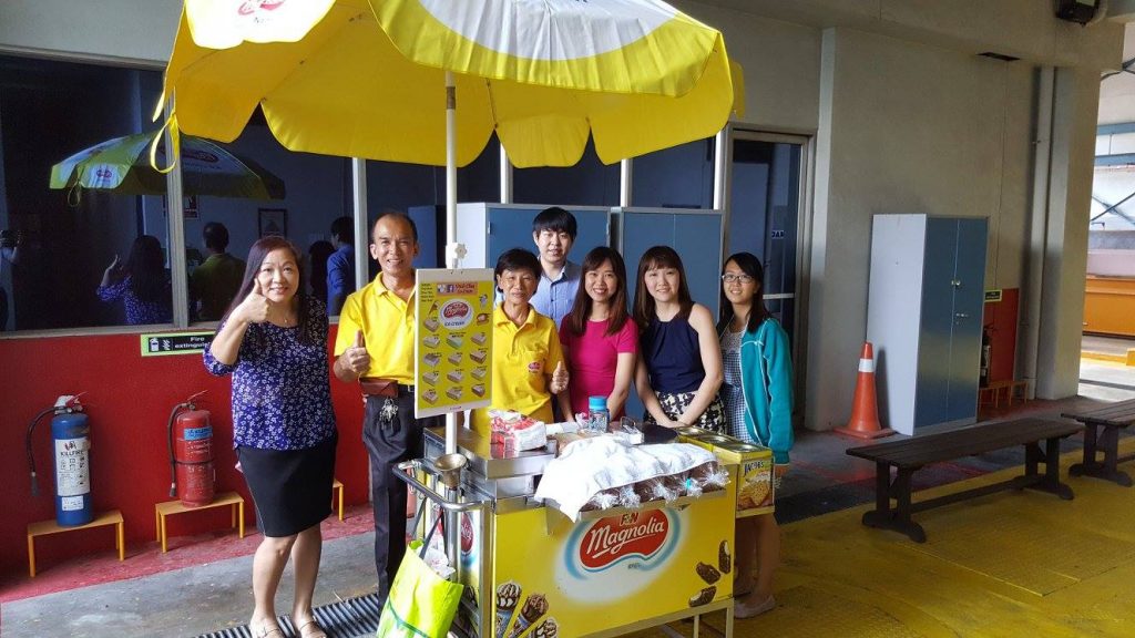traditional-icecream-carts-singapore2