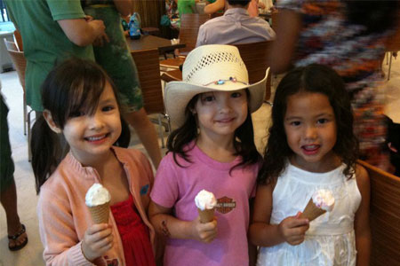 freshly made ice cream gelato
